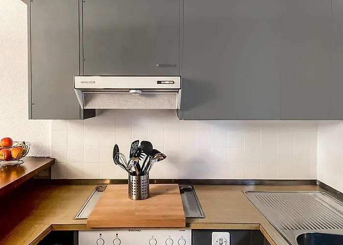 Lisiere-sud A 17 By Interhome Appartement Crans-Montana