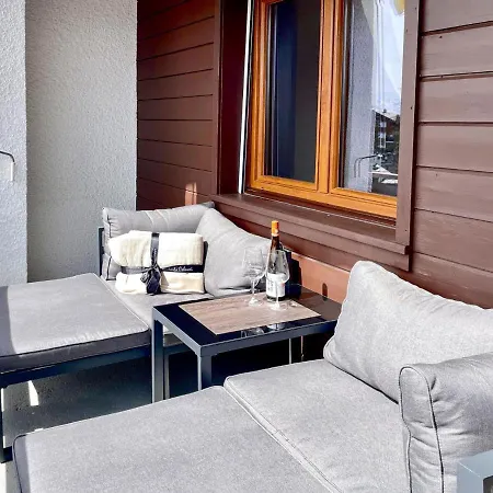 Lisière-sud Appartement *